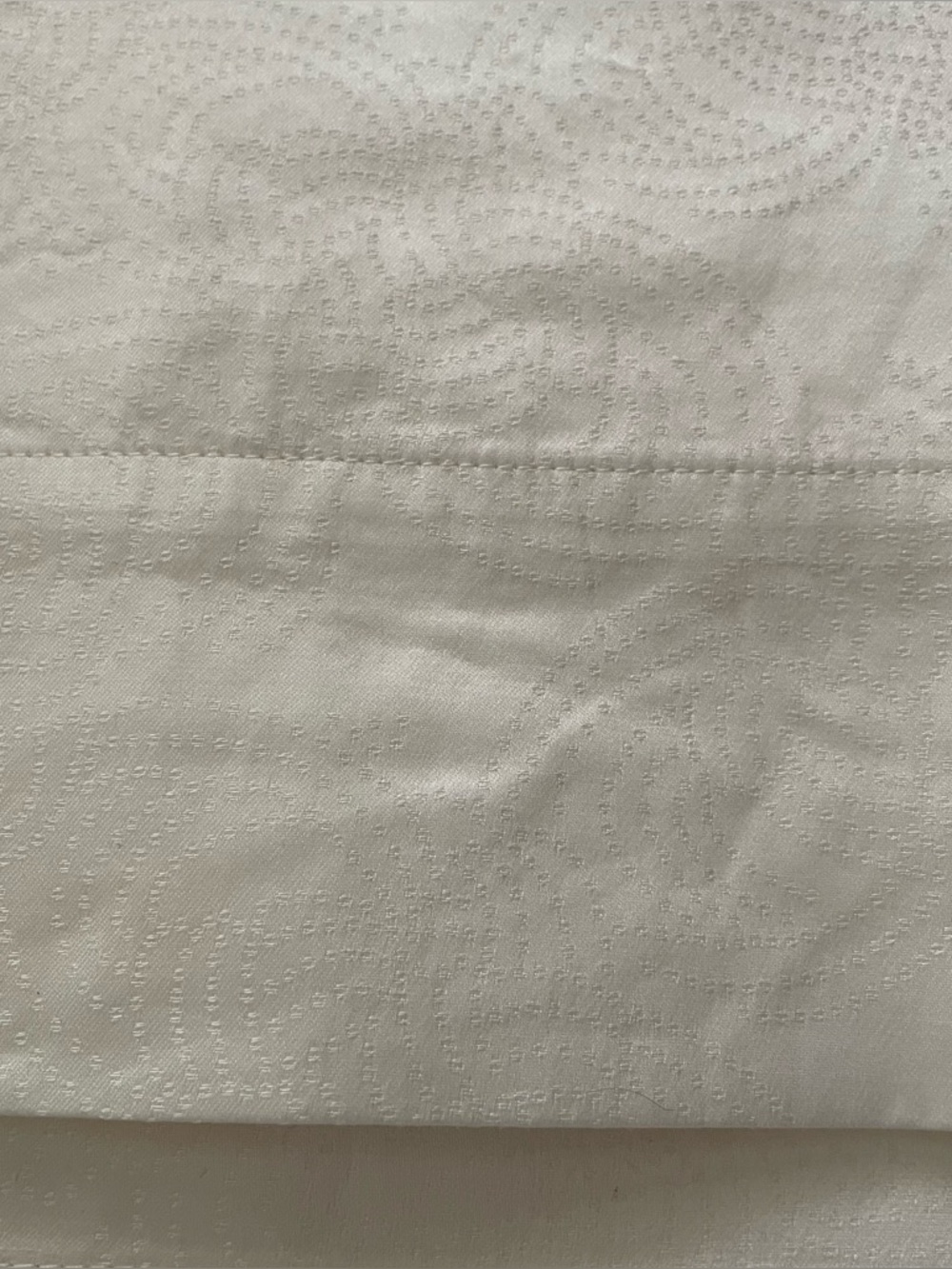 Frette Cream White Jacquard Knot Pattern Pillow Shams Set of 2 27.5” X 19.5”